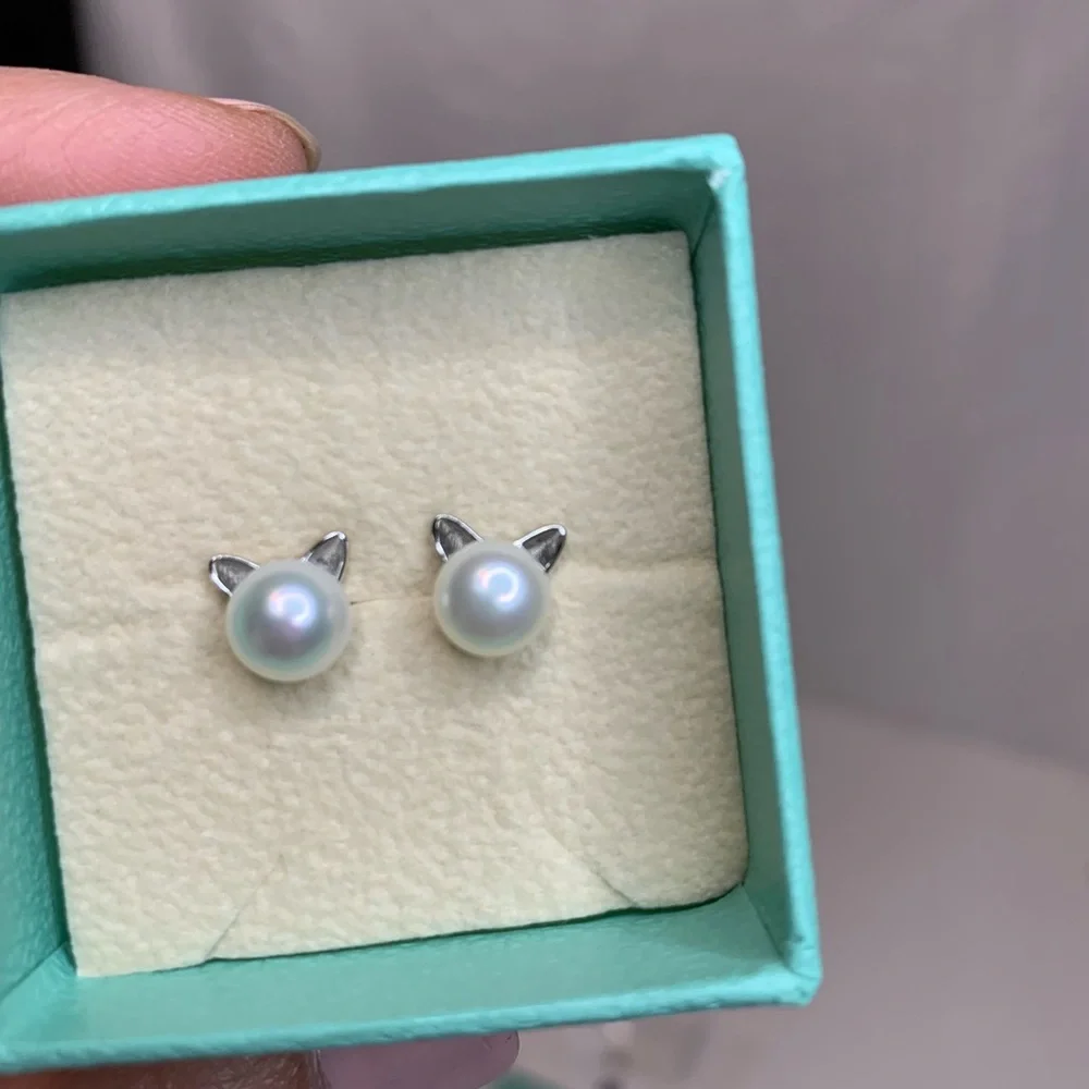 Chic Silver Cat Ear Fresh Water Pearl Earrings